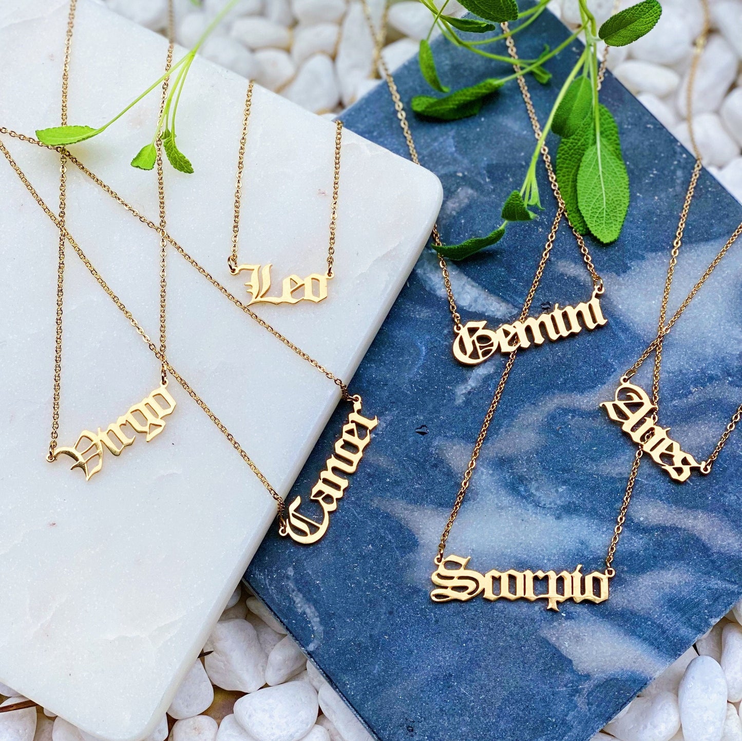 collana con segno zodiacale