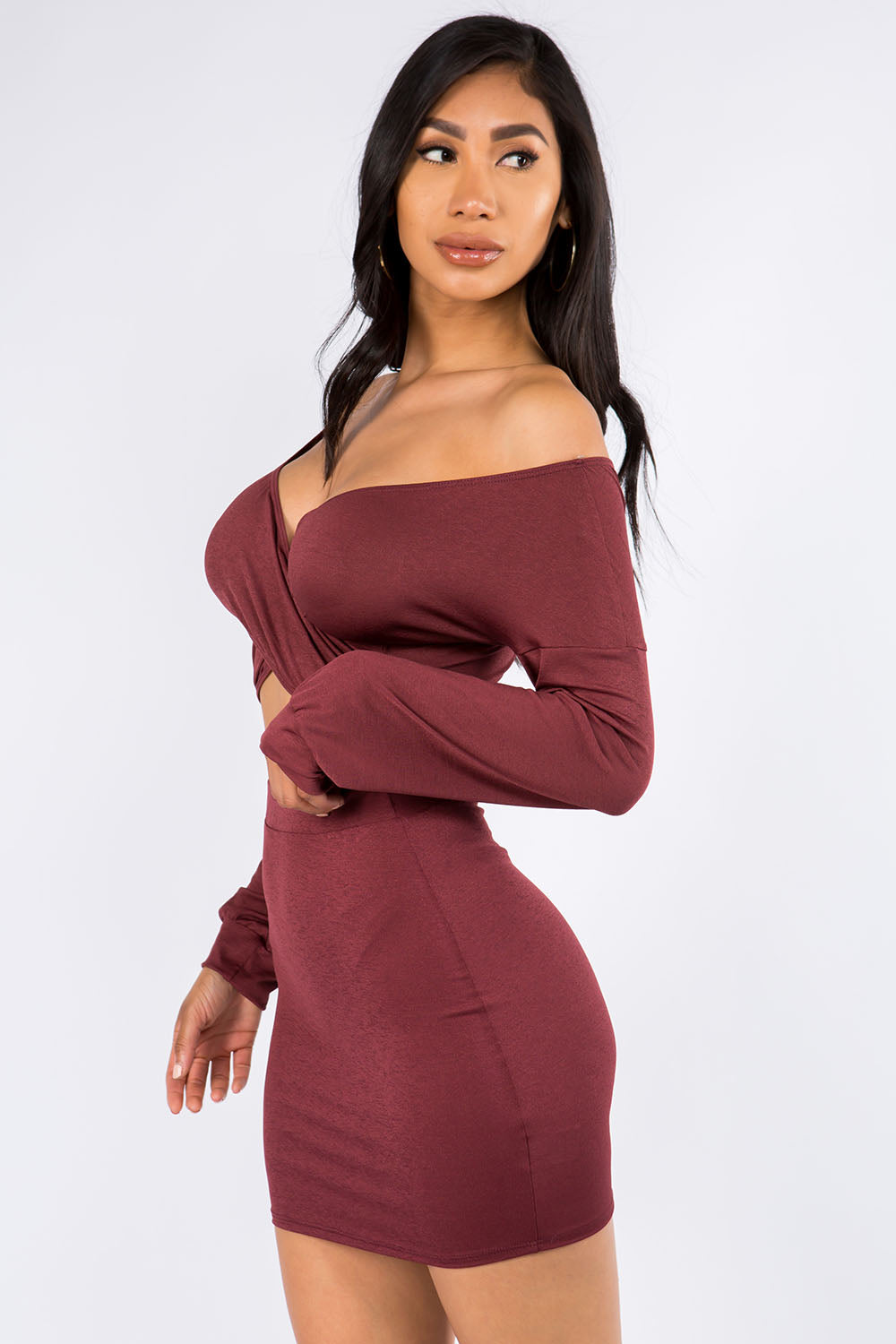 Set minigonna da 2 pezzi Kehlani con spalle scoperte