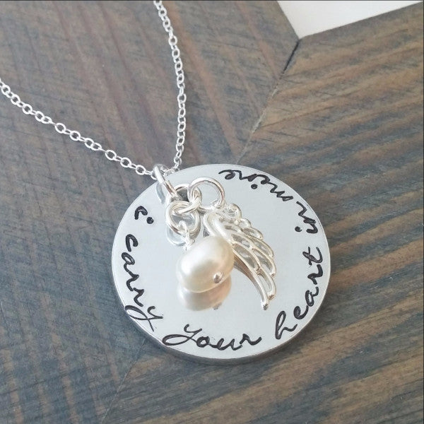 Porto il tuo cuore nella mia collana